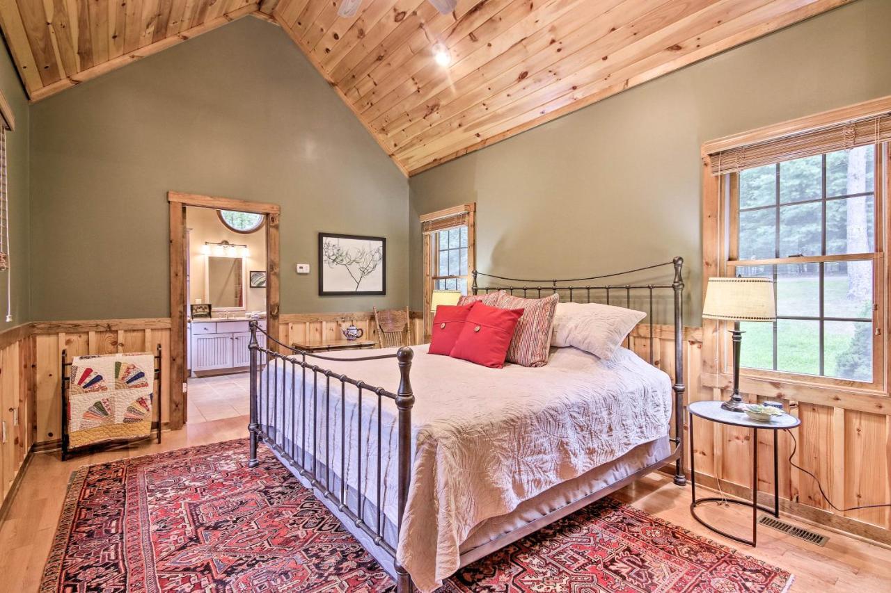 Creekside Berkeley Springs Cabin On 35 Acres! מראה חיצוני תמונה