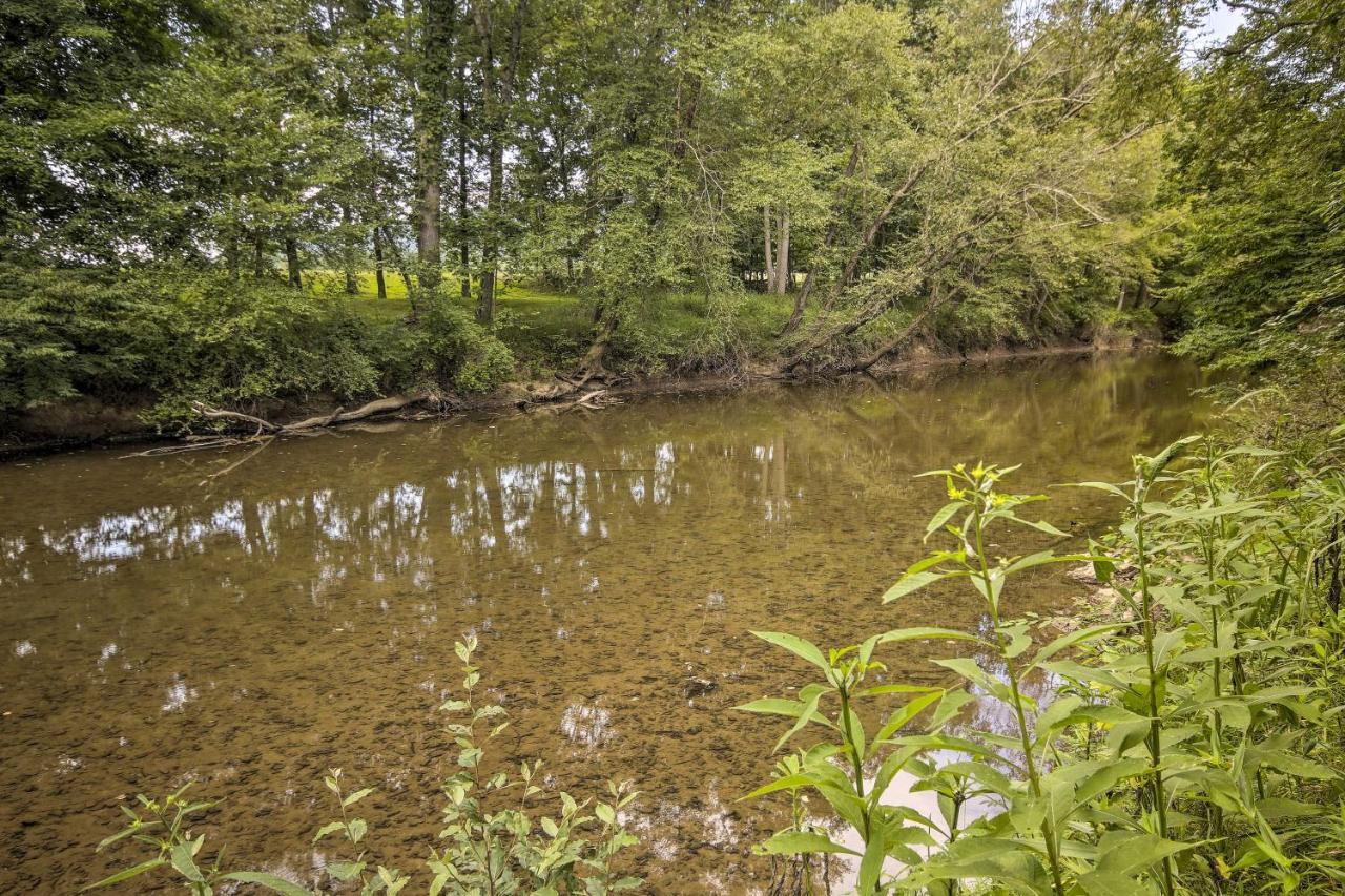 Creekside Berkeley Springs Cabin On 35 Acres! מראה חיצוני תמונה